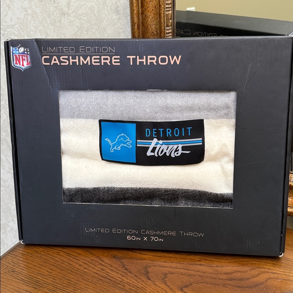 NFL Detroit Lions Limited Edition Cashmere Throw. Size 60” x 70”. NFL product.